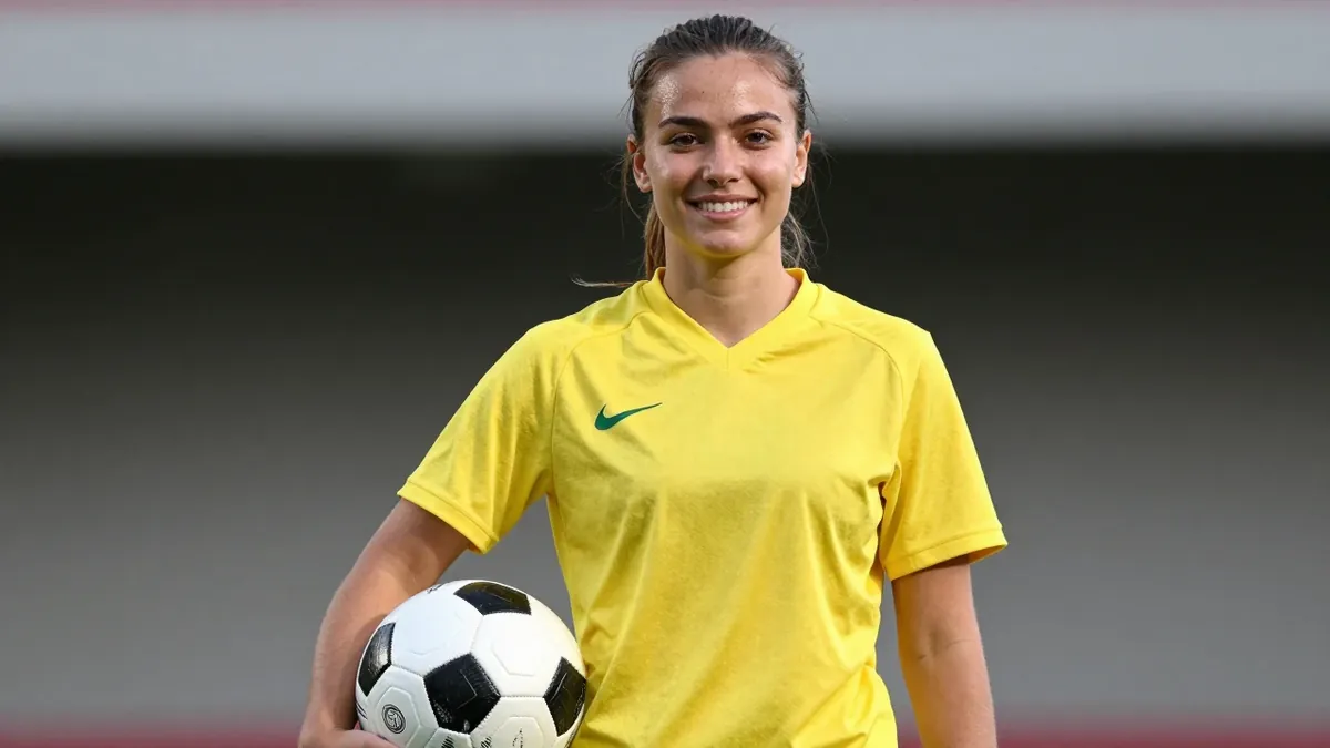 IF Elfsborg have strengthened their defence by signing 23-year-old local defender Nathalie Andersson on a free transfer...